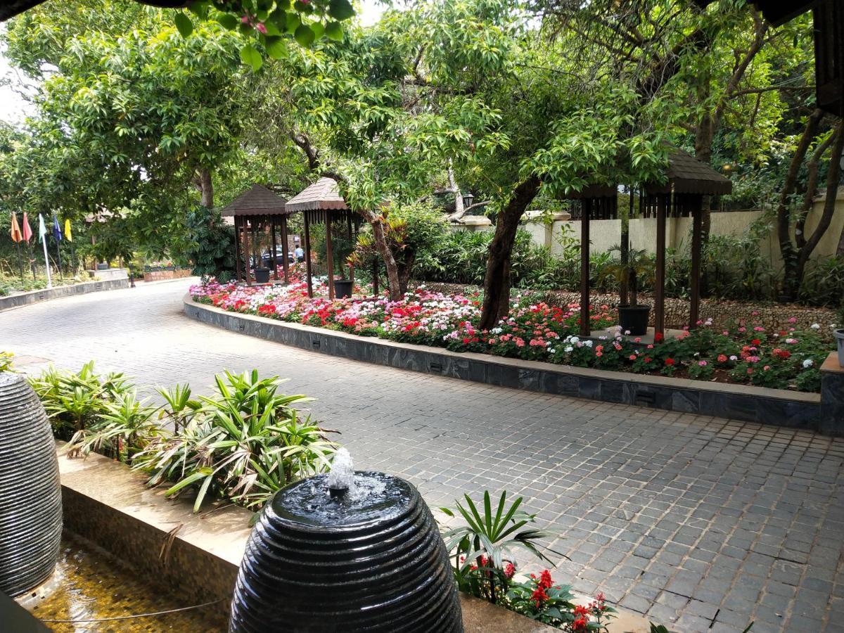 Regenta Mpg Club Mahabaleshwar Hotel Ngoại thất bức ảnh