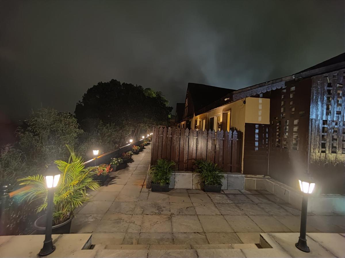 Regenta Mpg Club Mahabaleshwar Hotel Ngoại thất bức ảnh