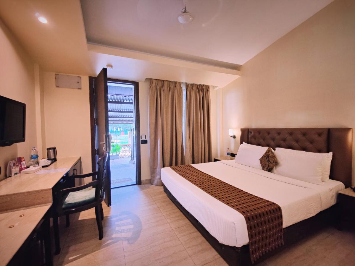 Regenta Mpg Club Mahabaleshwar Hotel Ngoại thất bức ảnh